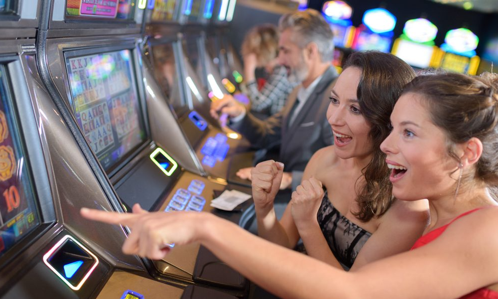 Mengupas Tuntas Slot Online yang Sedang Jadi Obrolan Para Player: Rahasia Cuan dan Gacor